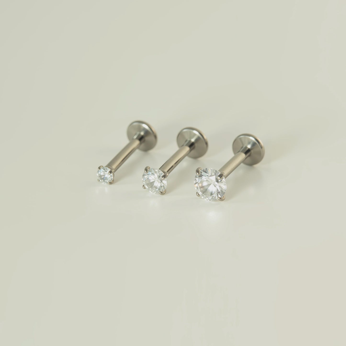 16G/18G 2mm 3mm 4mm Stud, Titanium Internally Threaded Labret • tragus stud • conch earrings • cartilage helix stud • flat back labret stud