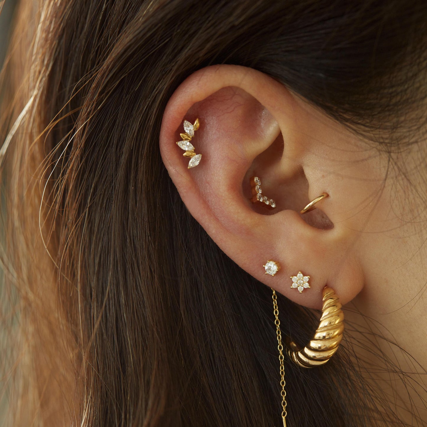 16G G23 Titanium leaf Climber Internally Threaded Labret • tragus stud • conch earrings • cartilage helix stud • flat back labret stud