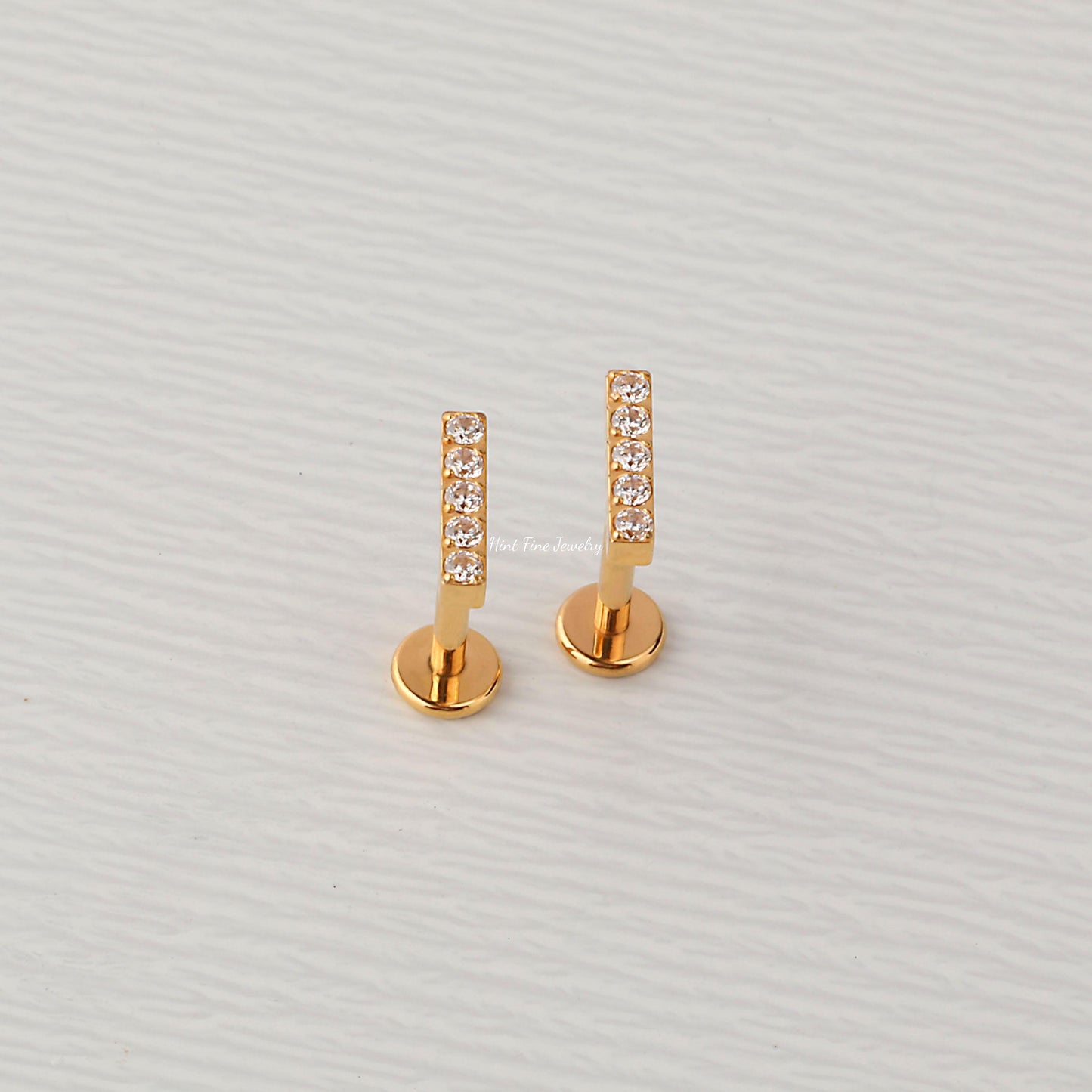 16G G23 Titanium Pave Bar Internally Threaded Labret • tragus stud • conch earrings • cartilage helix stud • flat back labret stud