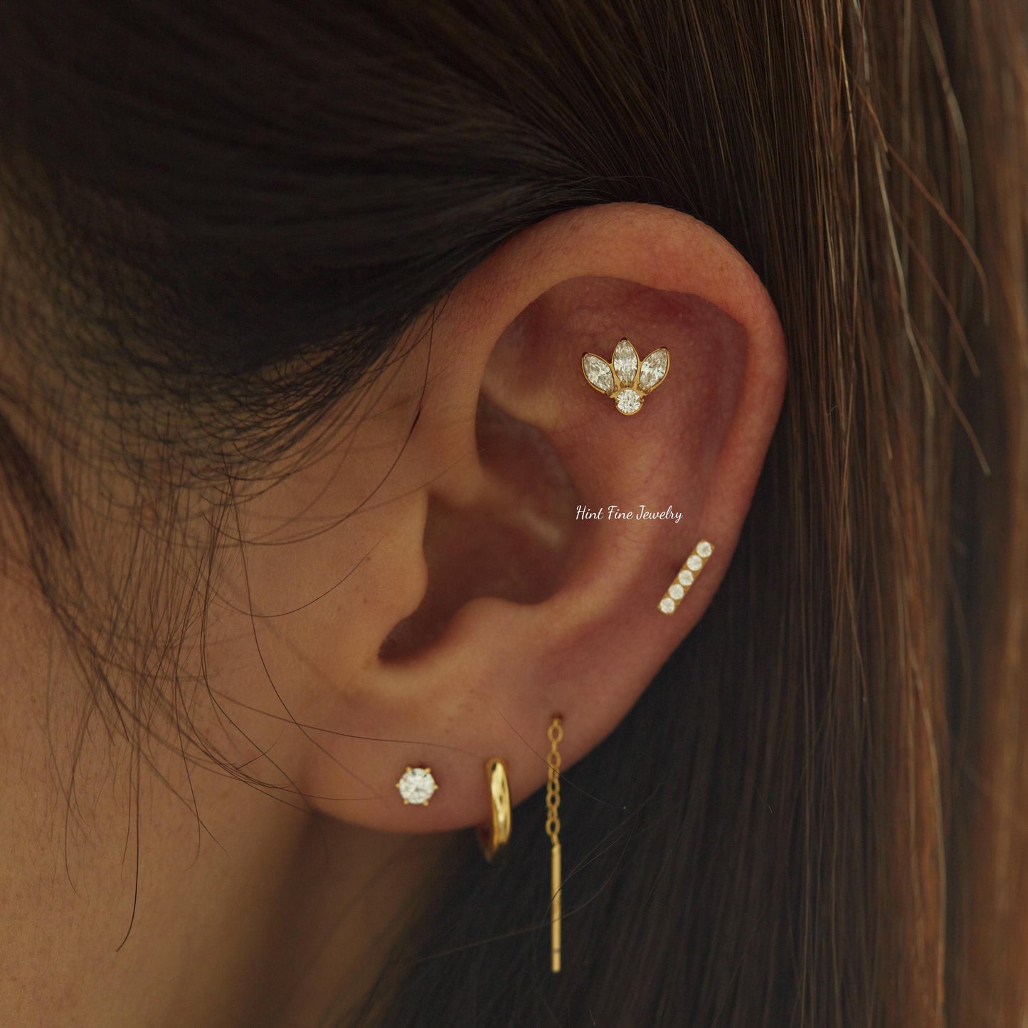 16G G23 Titanium leaf Climber Internally Threaded Labret • tragus stud • conch earrings • cartilage helix stud • flat back labret stud