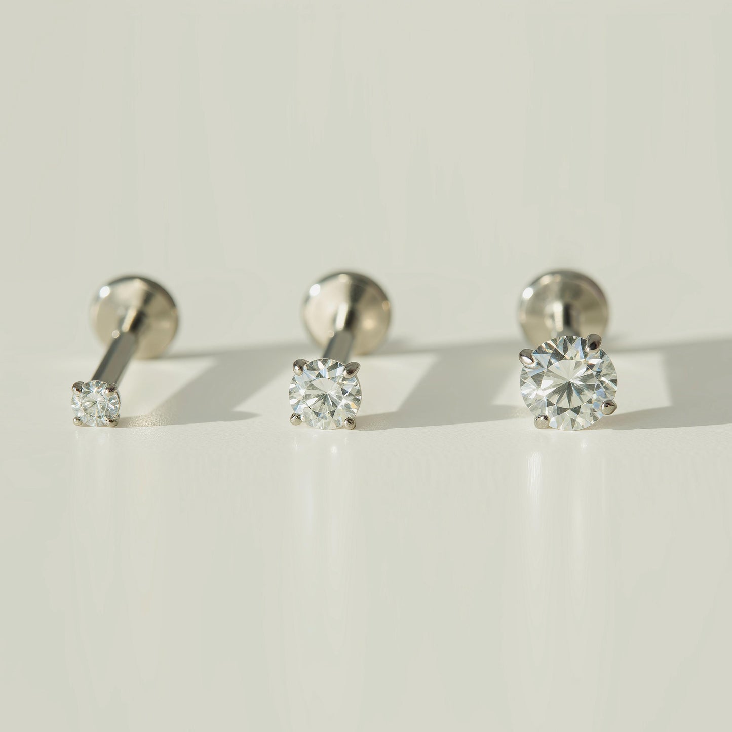 16G/18G 2mm 3mm 4mm Stud, Titanium Internally Threaded Labret • tragus stud • conch earrings • cartilage helix stud • flat back labret stud