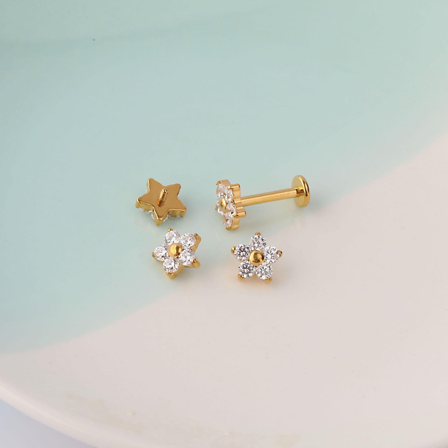 WaterProof-16G G23 Titanium flower Internally Threaded Labret • tragus stud • conch earrings • cartilage helix stud • flat back labret stud