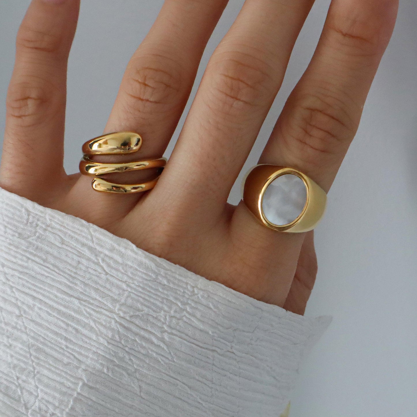 WaterProof-Gold Swirl Ring, Gold Chunky Rings, Gift for her, Boho Rings, Statement Ring
