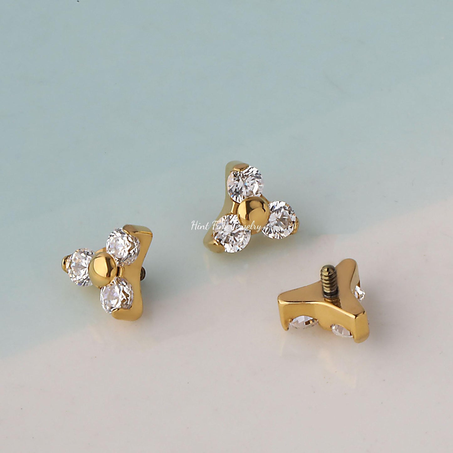 WaterProof-16G G23 Titanium Clover flower Internally Threaded flatback Labret • tragus stud • conch earrings • cartilage helix stud