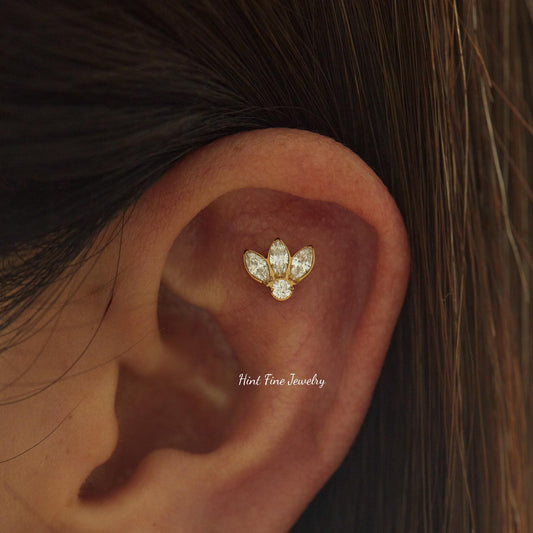 16G G23 Titanium leaf Climber Internally Threaded Labret • tragus stud • conch earrings • cartilage helix stud • flat back labret stud