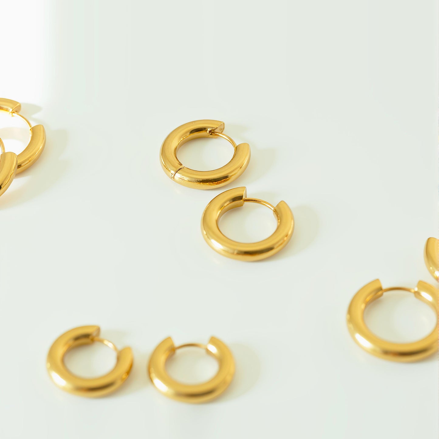 WaterProof-Thick Chuncky Gold Hoop Earrings, Waterproof anti-tarnish Gold Plated STAINLESS STEEL hoops, Tarnish Resistant