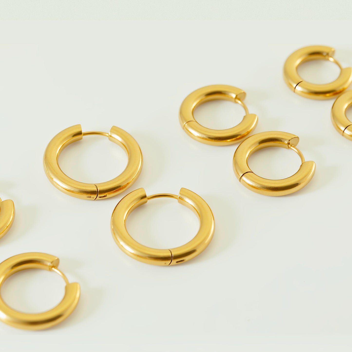 WaterProof-Thick Chuncky Gold Hoop Earrings, Waterproof anti-tarnish Gold Plated STAINLESS STEEL hoops, Tarnish Resistant