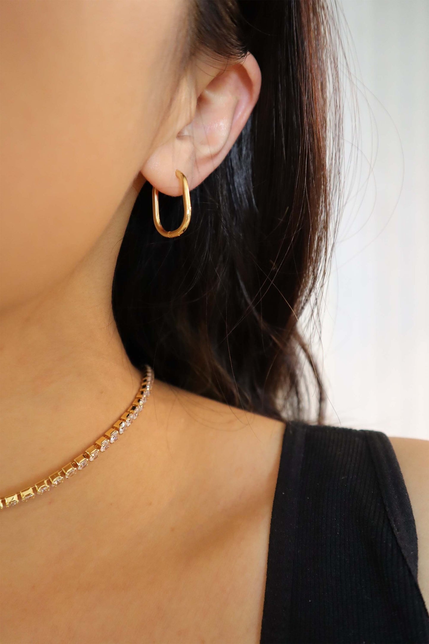 THIN OVAL HOOPS